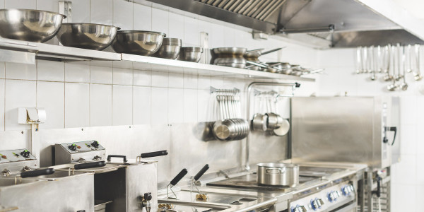 Limpiezas de Conductos de Extracción y Ventilación Santa Fe de Mondújar · Cocina de Chiringuitos