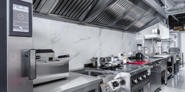 Limpiezas de Filtros, Turbinas y Motores en Almería · Cocina de Take Away